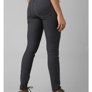 PrAna Brenna Women's Skinny Pants Navy Size 4 Regular Inseam.